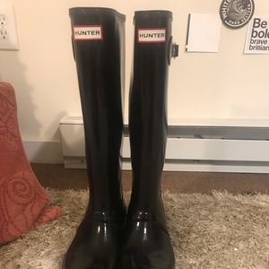 Hunter rain boots!